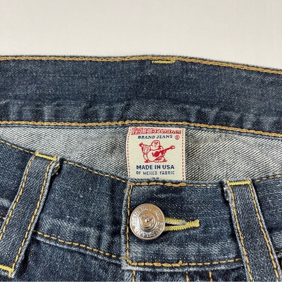 True Religion Men's Slim Fit Straight Jeans, Dark Wash Relaxed Slim Size: 34 - Picture 6 of 16